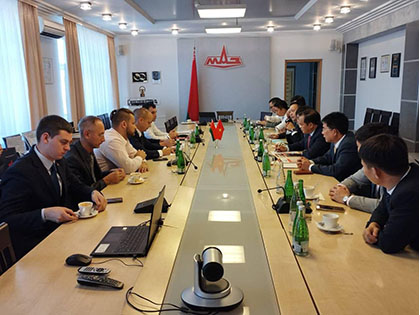 Делегация из Вьетнама посетила МАЗ