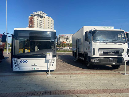 МАЗ представил свою продукцию участникам Белорусско-Узбекского женского бизнес-форума