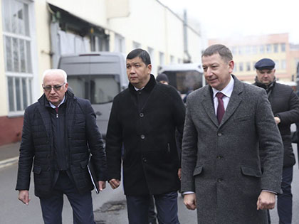 Кыргызстан заинтересован в закупке техники МАЗ