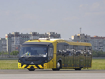 МАЗ-271 начал работу в Омском аэропорту