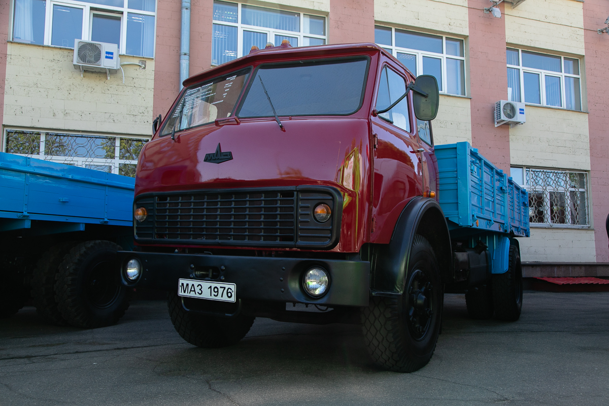 МАЗ показал в Минске свои передовые автомобили