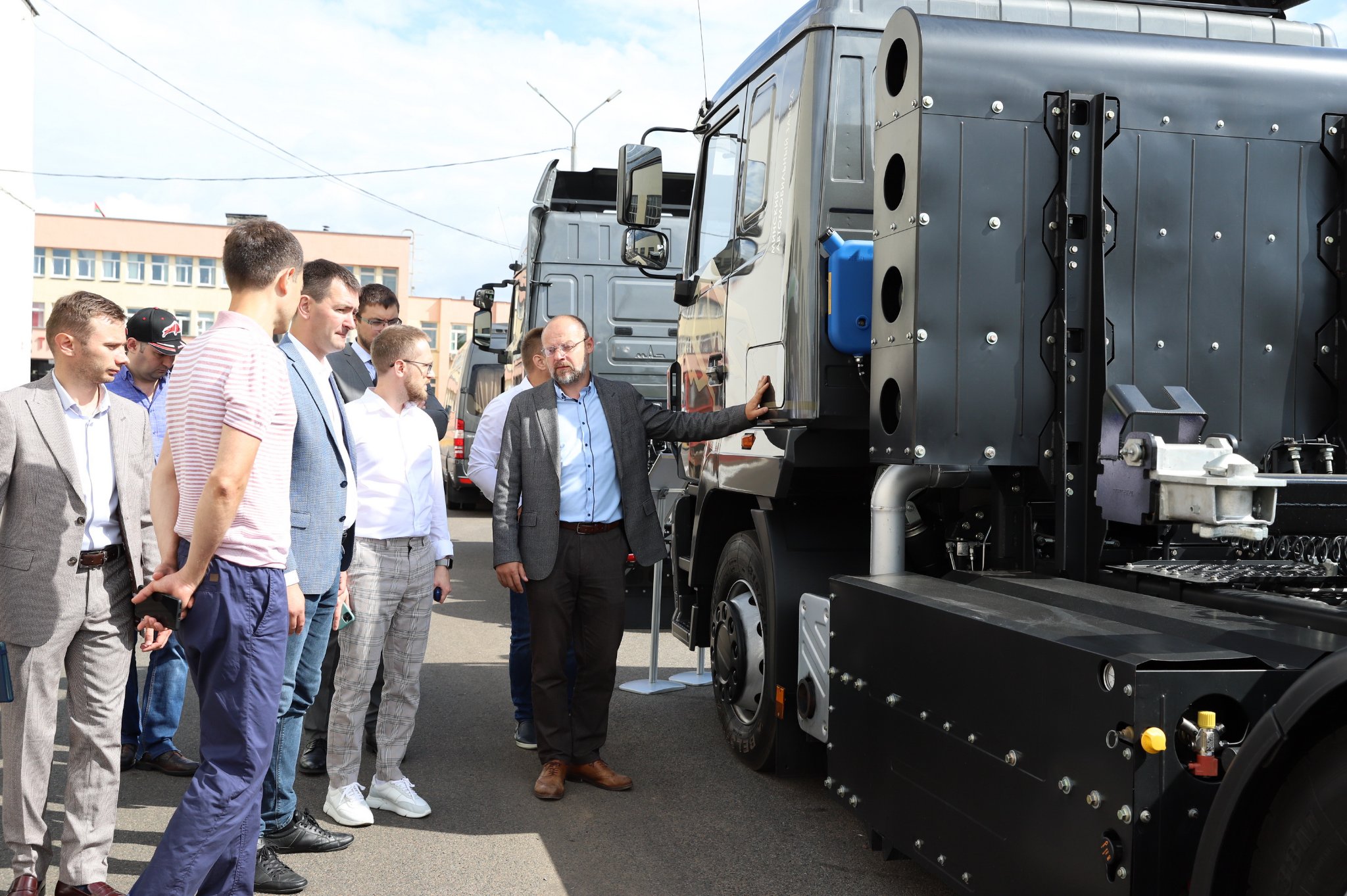 Компания «Агро-Авто» посетила Минский автомобильный завод