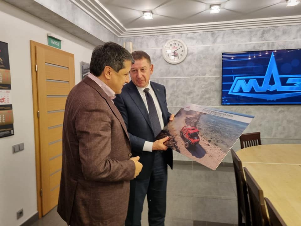 Министр промышленности и новых технологий Таджикистана посетил МАЗ