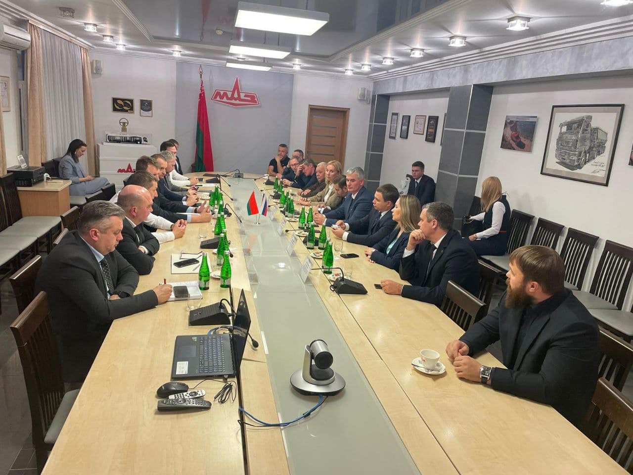 Визит на МАЗ делегации из Республики Карелия