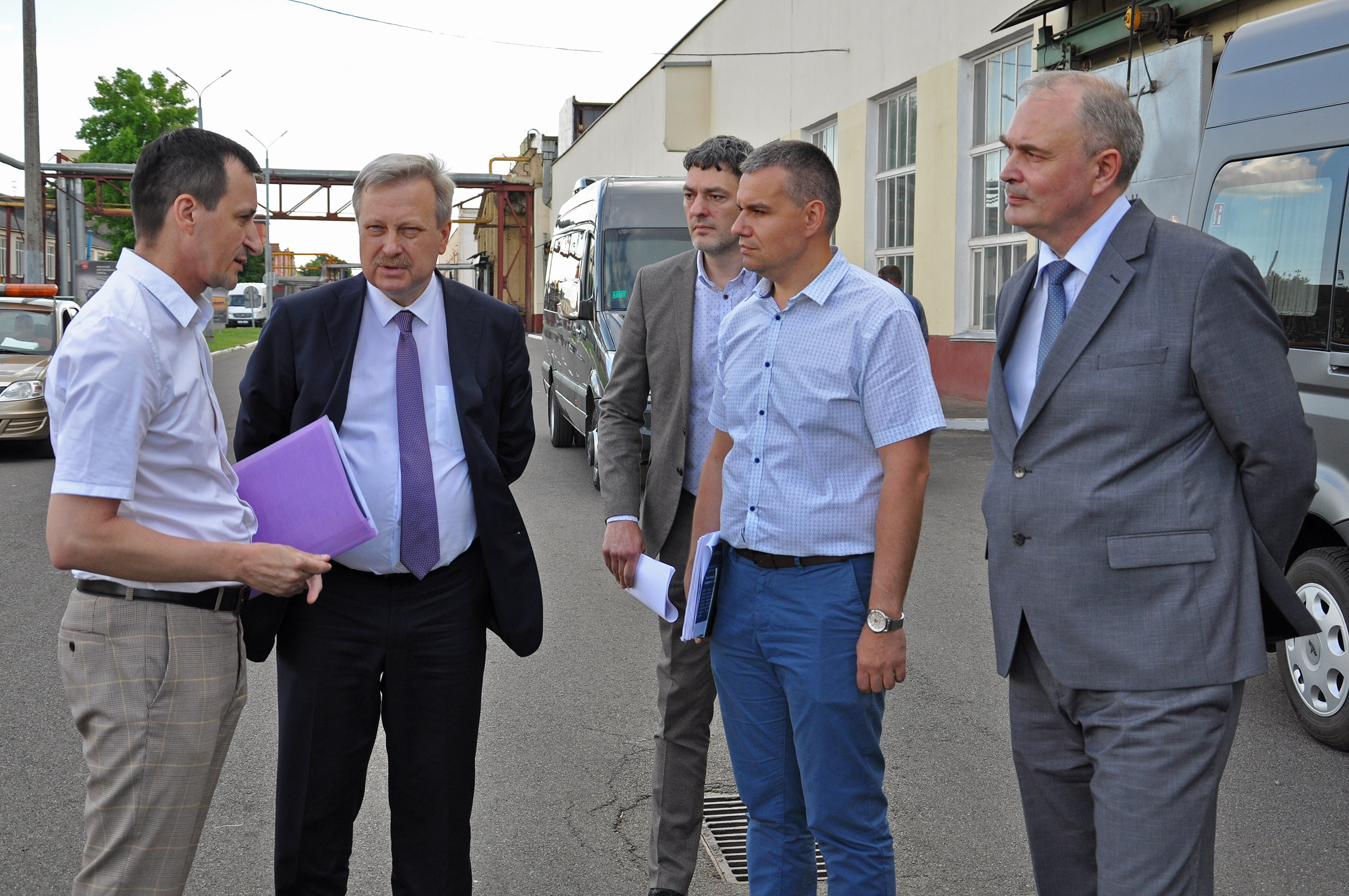 Делегация из Санкт-Петербурга посетила МАЗ