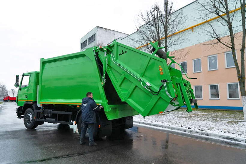 Сверхподъемный мусоровоз