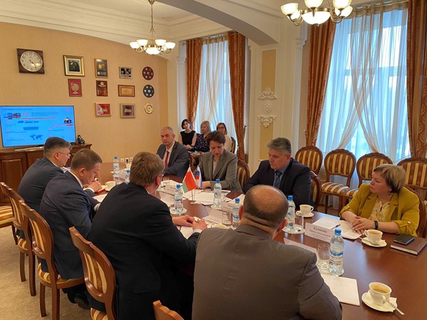 Делегация ОАО «МАЗ» в Омске