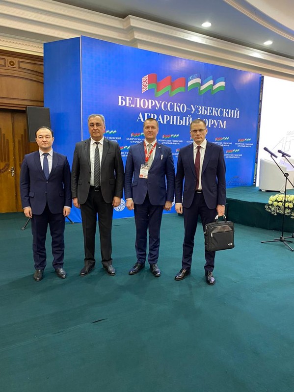 МАЗ на форуме в Ташкенте